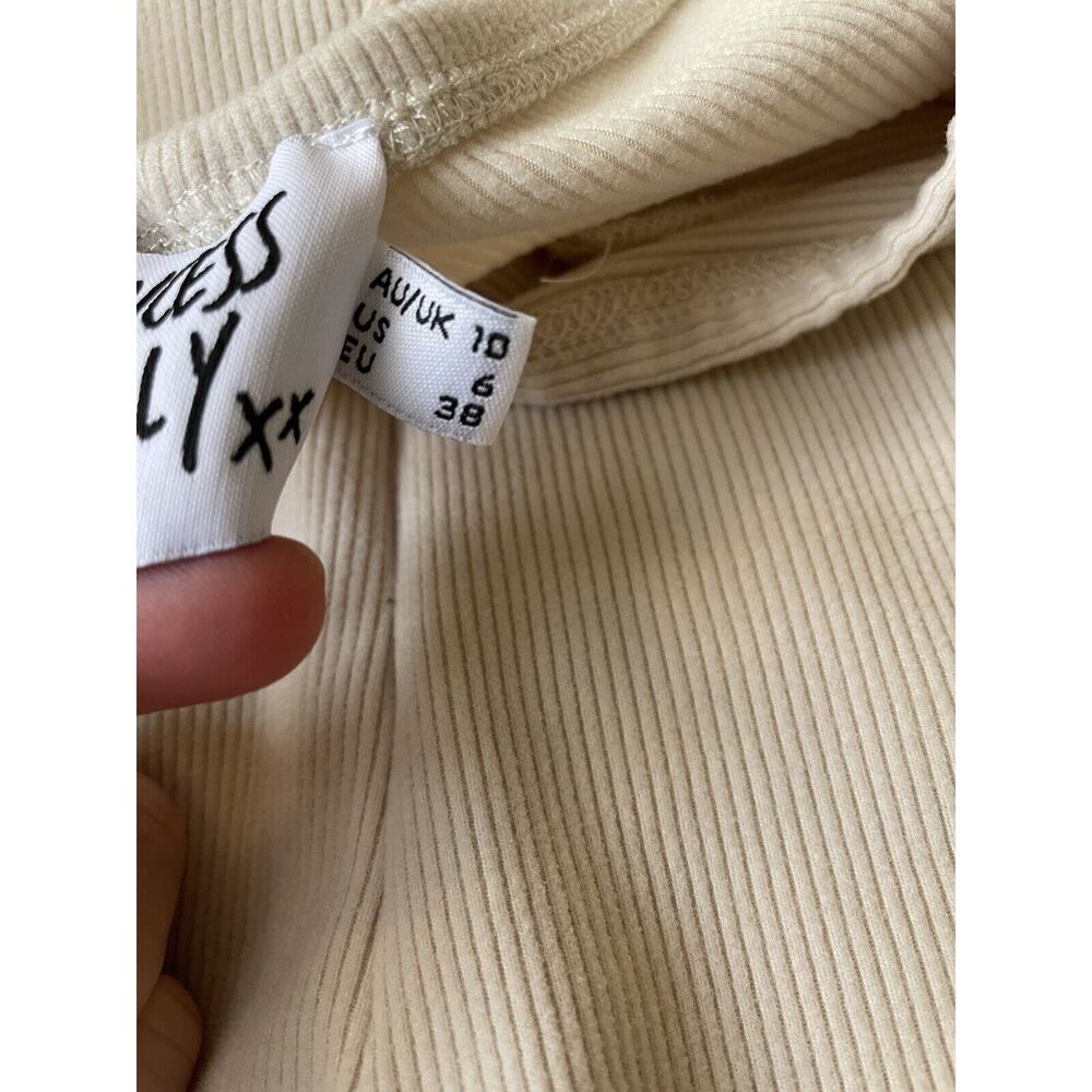 Princess Polly Women’s Sz. 6 Stone Khaki Wide Leg Pants. Fun, Exc. Condition - Picture 3 of 9